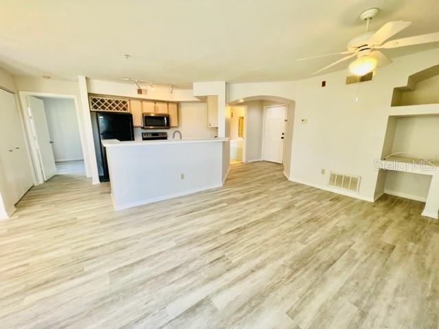 Building Photo - 7310 Westpointe Blvd