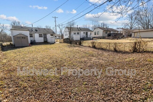 Building Photo - 405 Cameron Rd