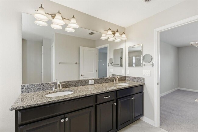 Building Photo - 11014 Little Blue Heron Dr