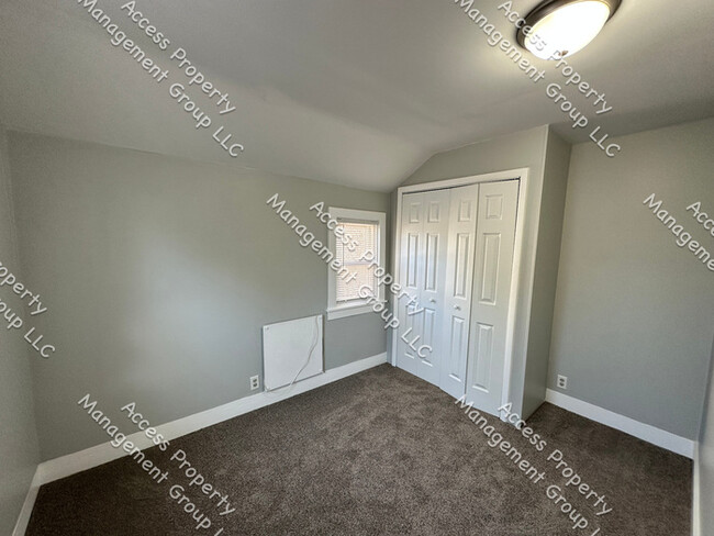 Building Photo - NE Side Updated Home and 2 Stall Garage