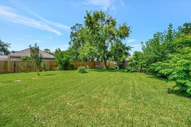 Building Photo - 3602 Garrettsville Dr