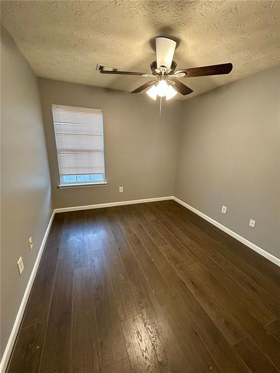 Building Photo - 4201 High Park Ln