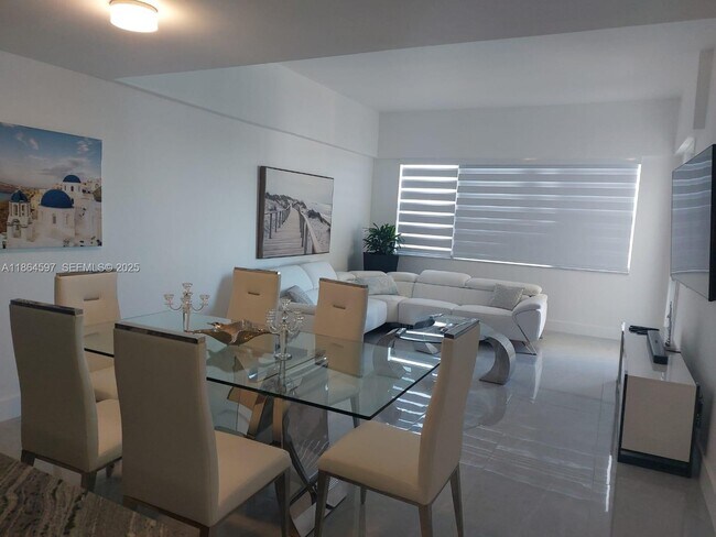 Building Photo - 3180 S Ocean Dr