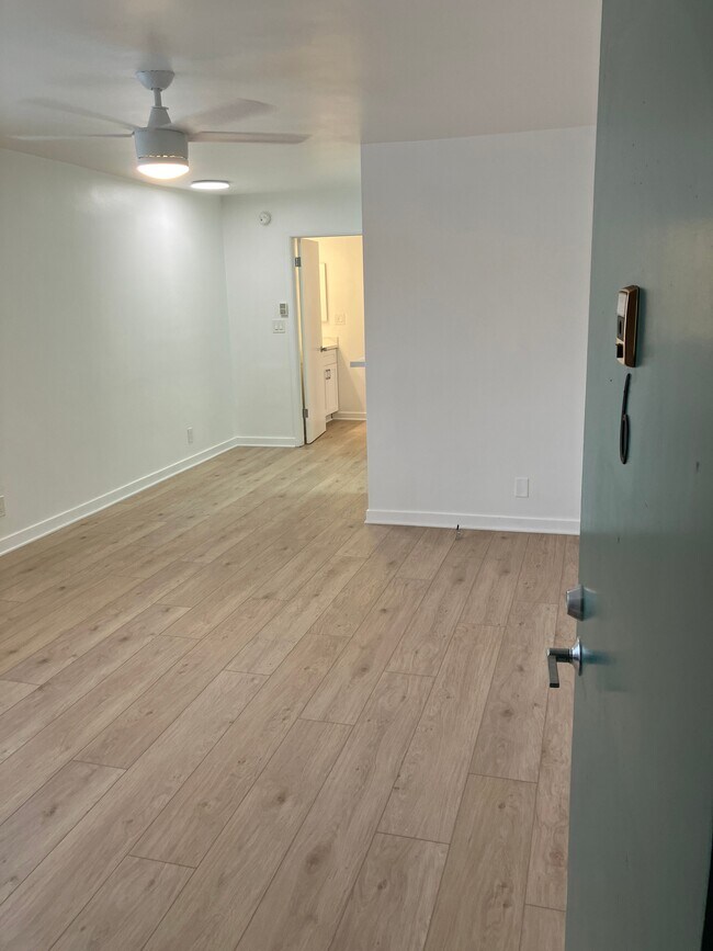 Floorplan - 12706 Venice Blvd