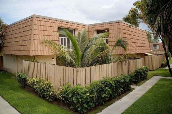 Building Photo - 593 Green Springs Pl