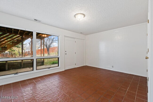 Building Photo - 1880 Becky Ct