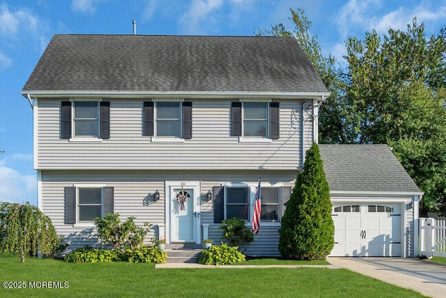 Primary Photo - 20 Starboard St