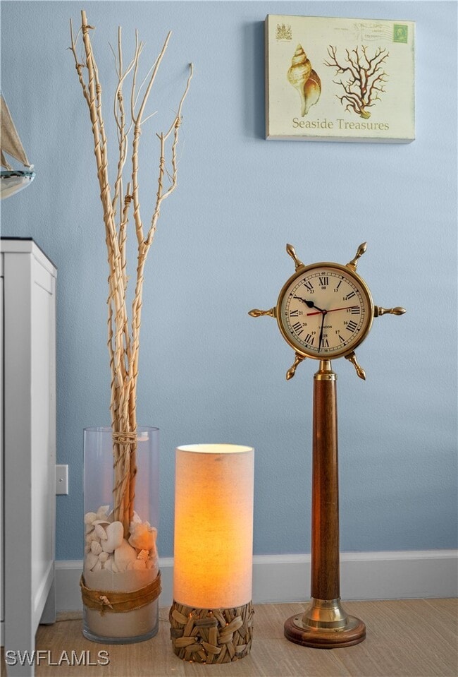 Building Photo - 240 Seaview Ct