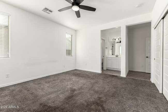 Building Photo - 25238 N 142nd Dr