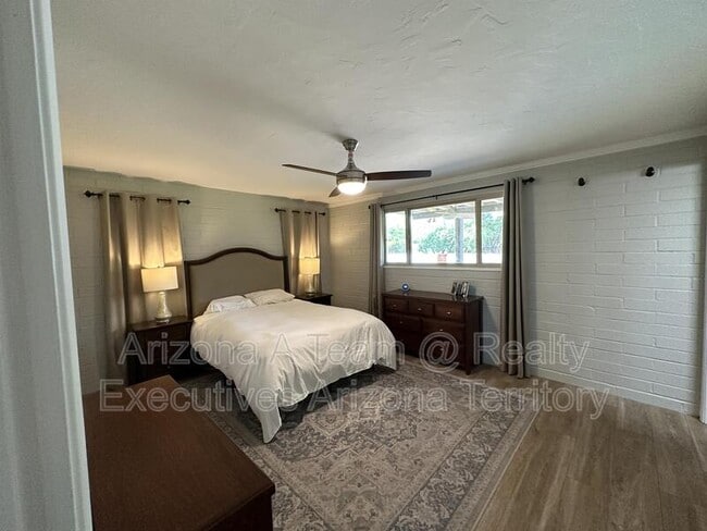 Building Photo - 7740 E Manor Pl