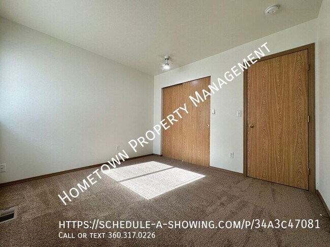 Building Photo - 6763 Steamer Dr SE