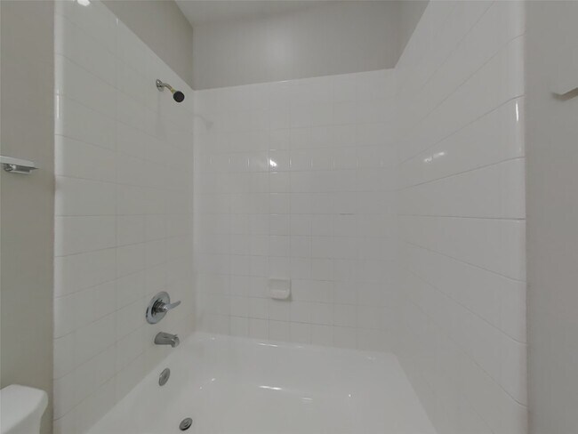 Building Photo - 2823 Arica Ln