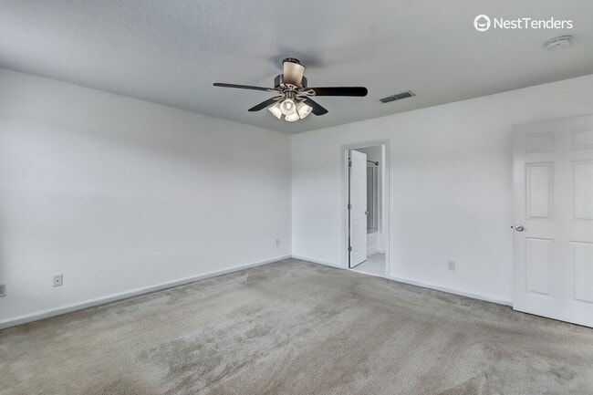 Building Photo - Five Bedrooms in Yulee's TCP!