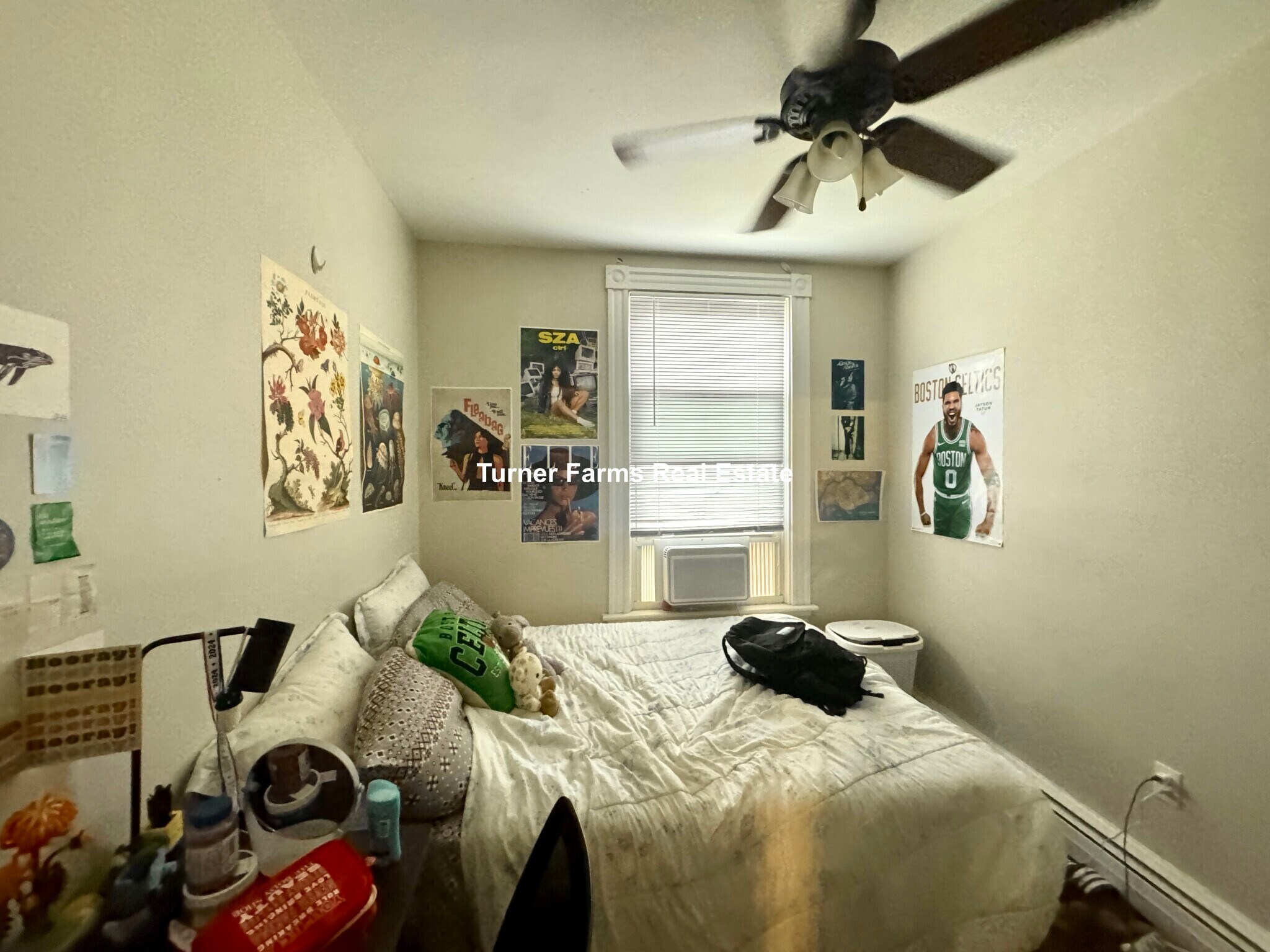 Building Photo - 717 Parker St