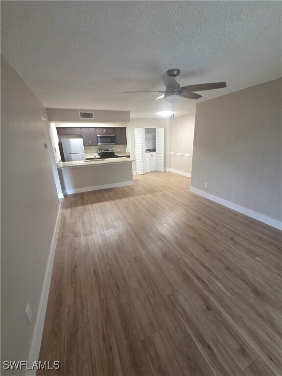 Building Photo - 5307 Summerlin Rd