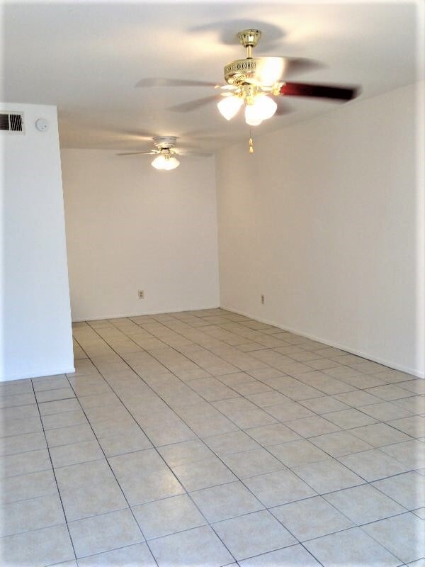 Building Photo - 8201 Richmond Ave