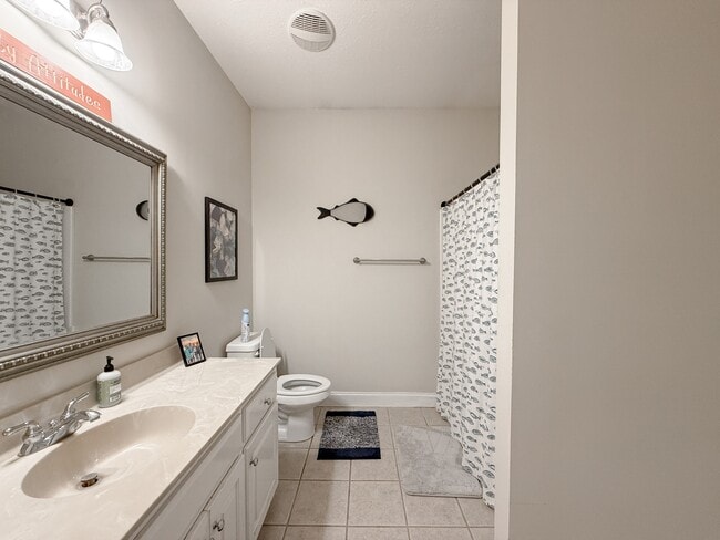 Building Photo - 1080 Picket Fences Dr