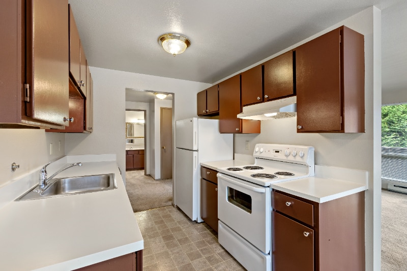 Building Photo - 12520 Roosevelt Way NE