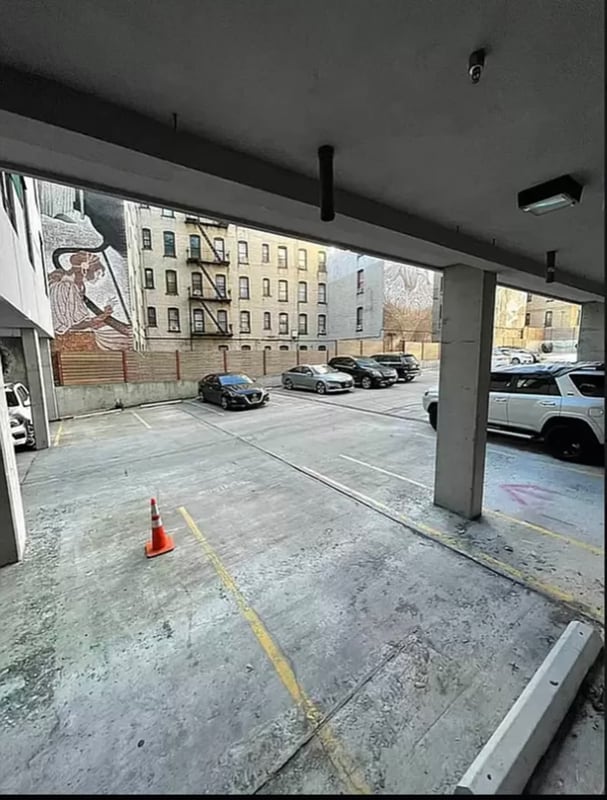 Building Photo - 24 Ford St