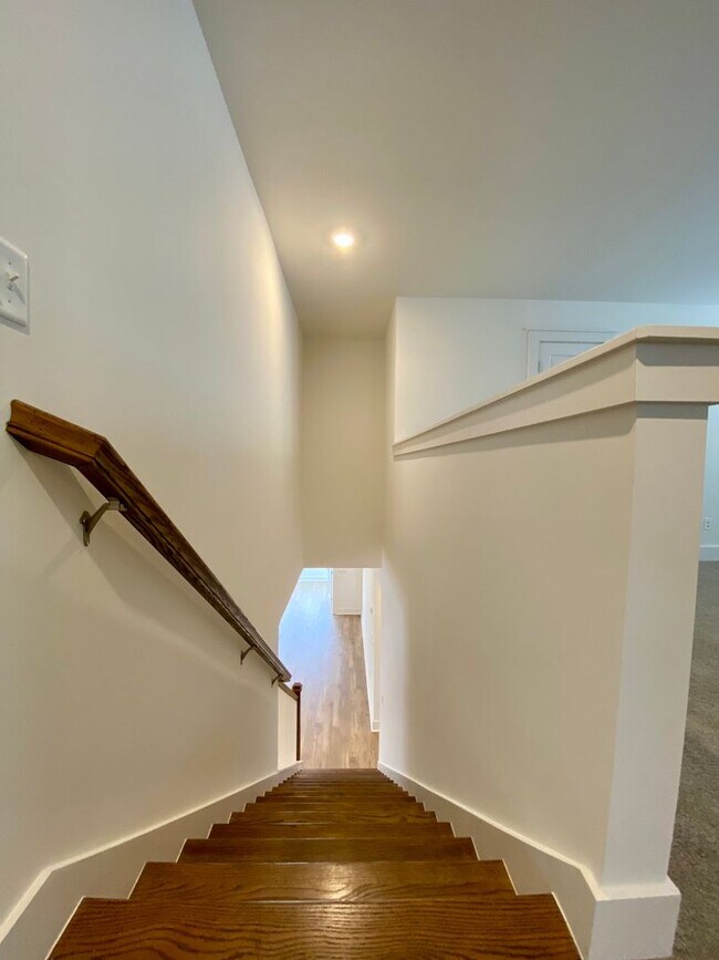 Building Photo - Brand-New Home for Lease in Desirable Spri...