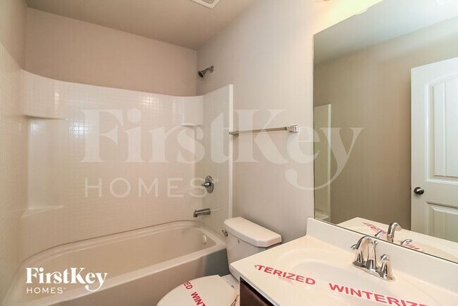Building Photo - 3108 Baylor Cir
