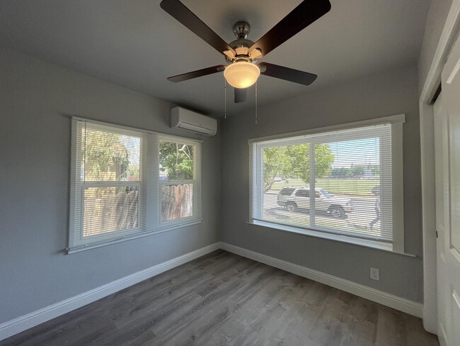 Building Photo - 446 W Sacramento Ave