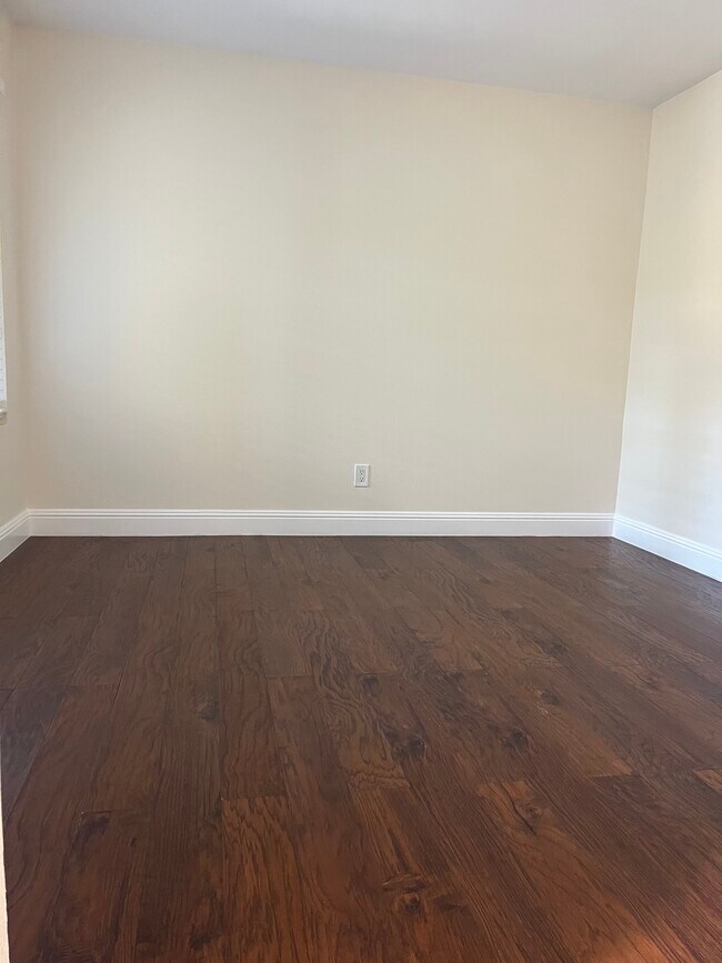 Building Photo - 3545 Grove St