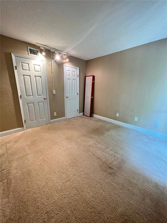 Building Photo - 1700 SW 16th Ct