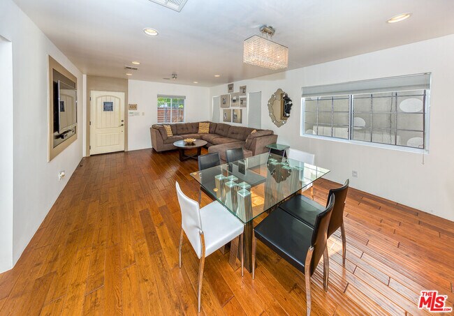 Building Photo - 7462 Waring Ave