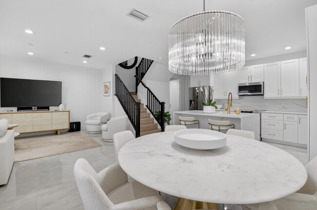 Building Photo - 5022 NW 16th Way