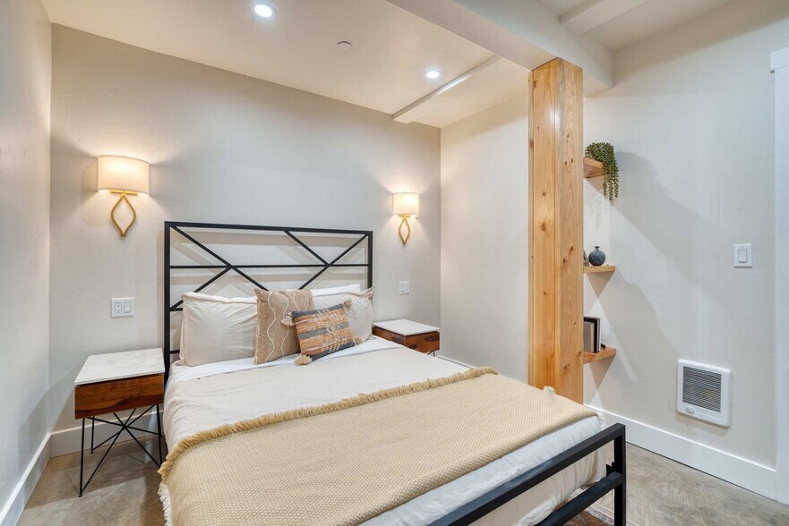 Building Photo - 4065 N Mississippi Ave