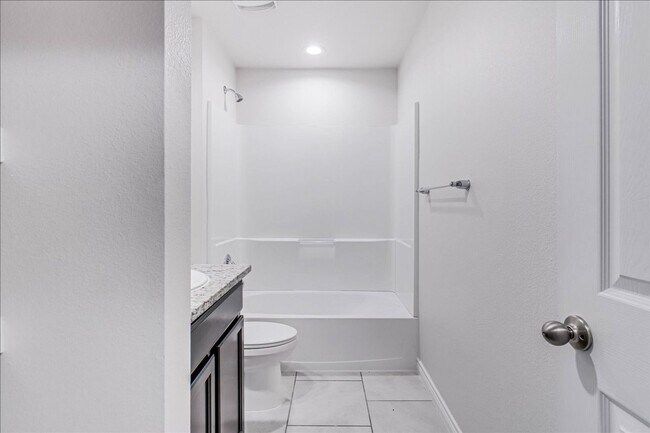Building Photo - 3913 Jayden Dr
