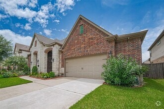 Building Photo - 25618 British Pine court