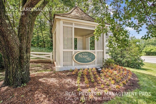 Building Photo - 6755 Cardinal Woods Ct