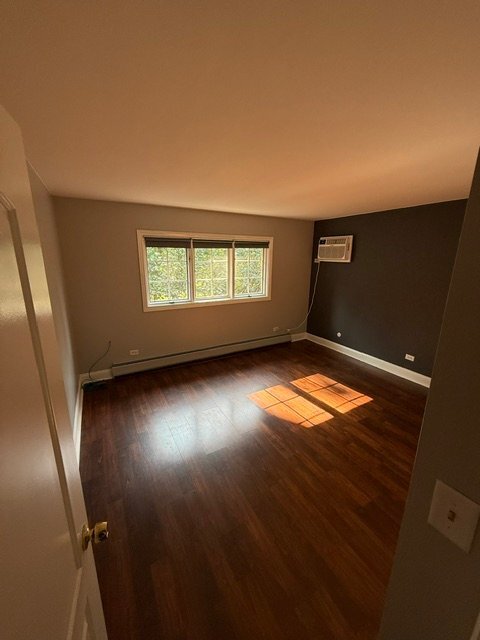 Building Photo - 522 LaGrange Rd