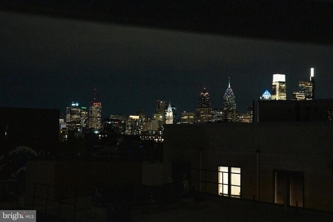 Building Photo - 1147-53-1153 N 4th St