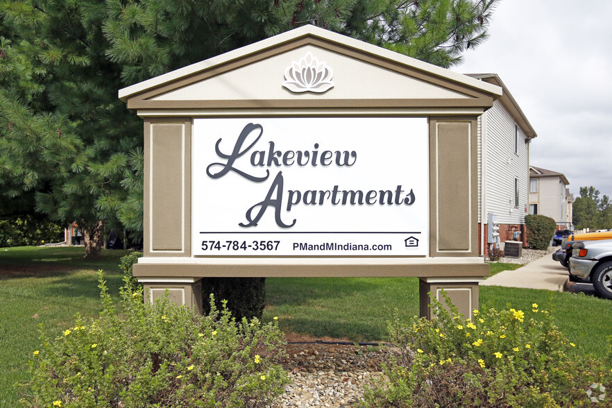 Building Photo - Lakeview Apartments