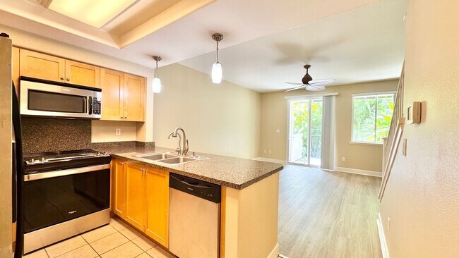 Building Photo - 92-1516-1516 Aliinui Dr