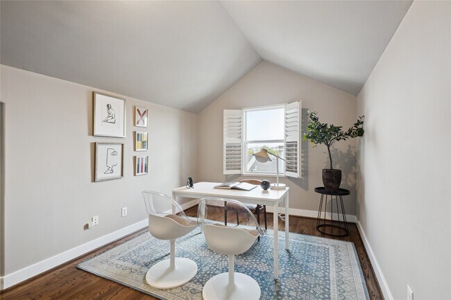 Building Photo - 6310 Taggart St