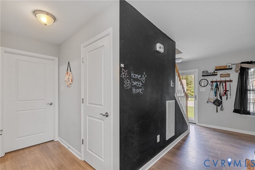 Building Photo - 2446 Gracie White Cir