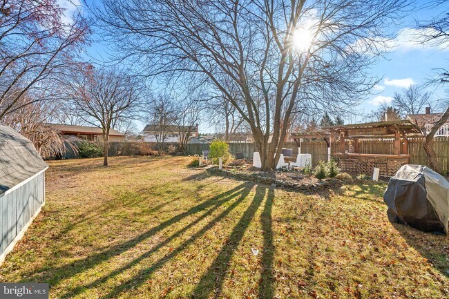 Building Photo - 8221 Millfield Ct