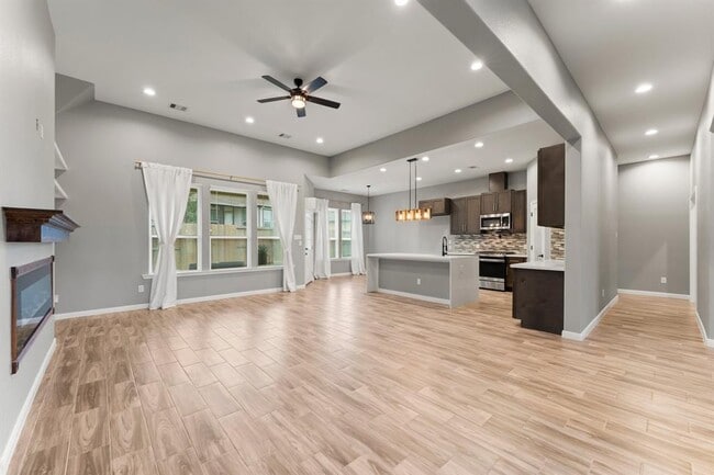 Building Photo - 12511 Savage Ct
