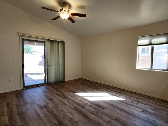 Building Photo - 12252 N Gadwall Dr