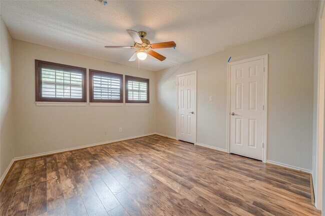 Building Photo - 15511 Rana Ct