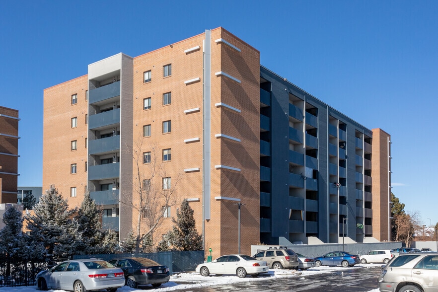 Building Photo - Alvista Nine Mile