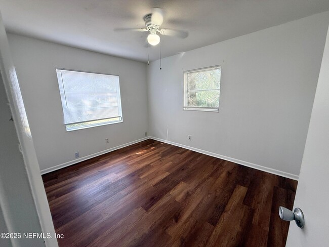 Building Photo - 7609 Tacony Dr