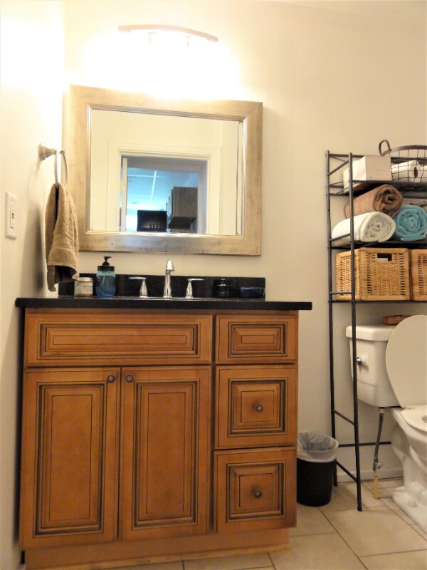 Building Photo - 5334 Howe St