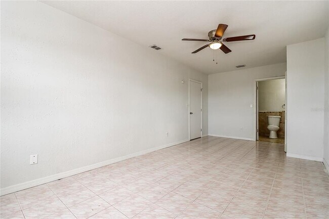 Building Photo - 2740 38th St S