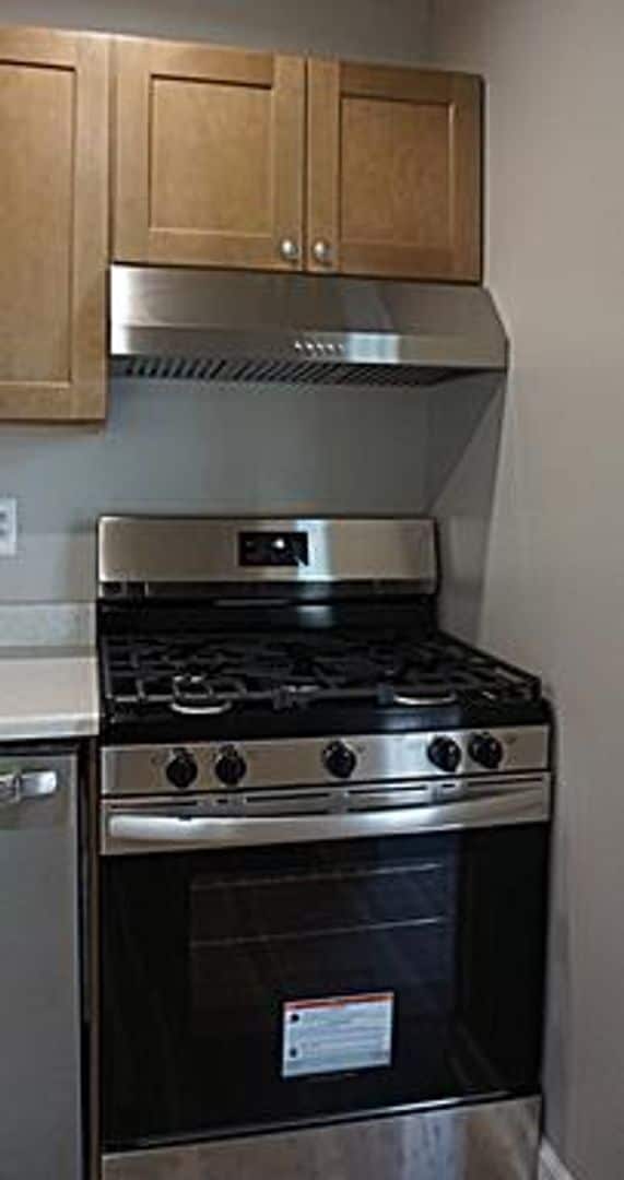 Building Photo - Beautifully Remodel Top-Level Condo!