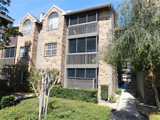 Building Photo - 2500 Winding Creek Blvd